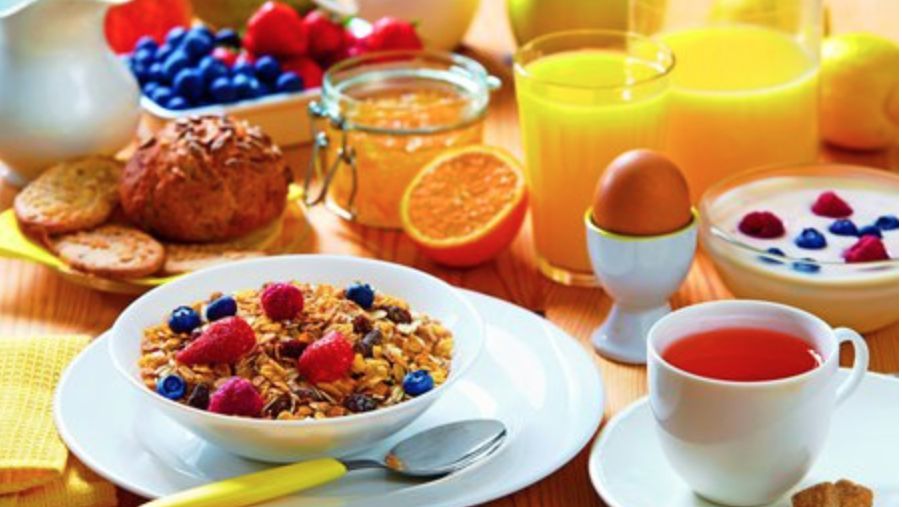 Index: Suroviny pro typickou snídani zdražily za rok o dvě třetiny