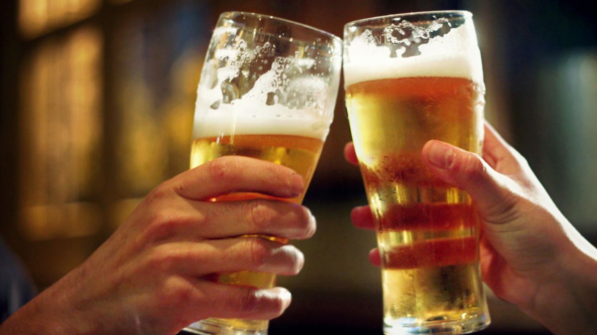 142 litrů piva na osobu letos Češi nevypijí. Spotřeba spadne až o pětinu