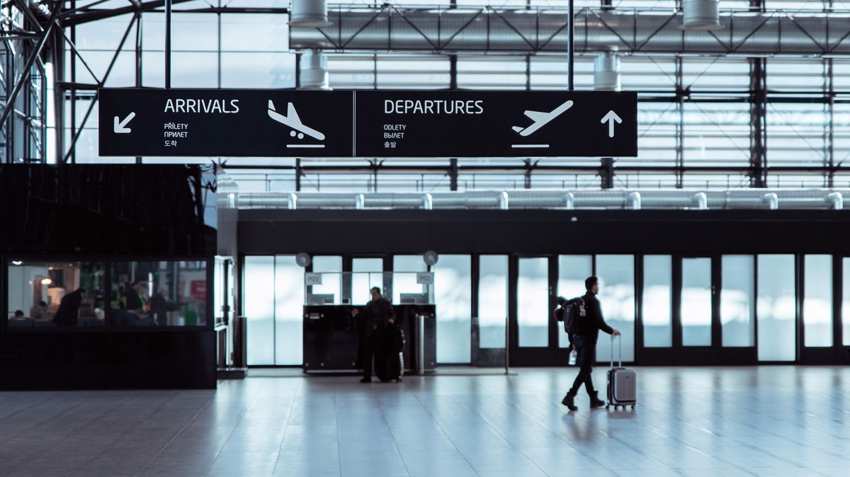 Krizový manažer firmy, která odbavuje na letišti zavazadla, nastoupí v srpnu