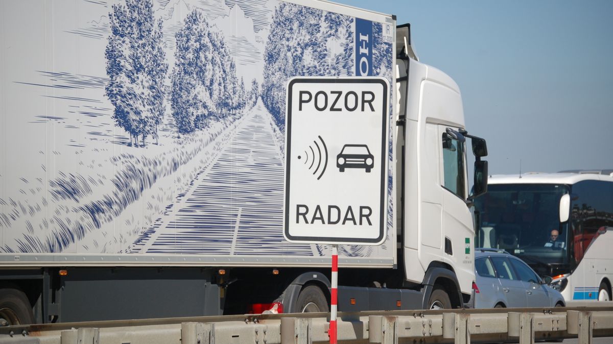 Luhačovice začnou měřit rychlost aut stacionárními radary