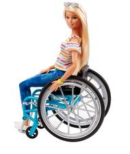 Barbie z řady Fashionistas 2020