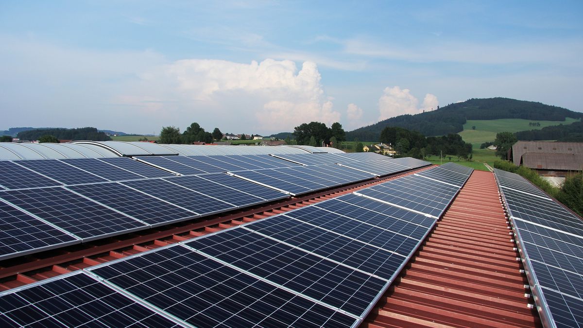 Vláda kouzlí s miliardami pro solární barony