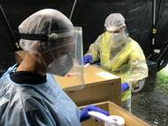 Medici vypomáhají už druhý semestr, podle části z nich to ohrožuje kvalitu jejich vzdělání.