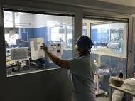 Za celou dobu pandemie se covidem v této nemocnici nakazila jediná sestra. 