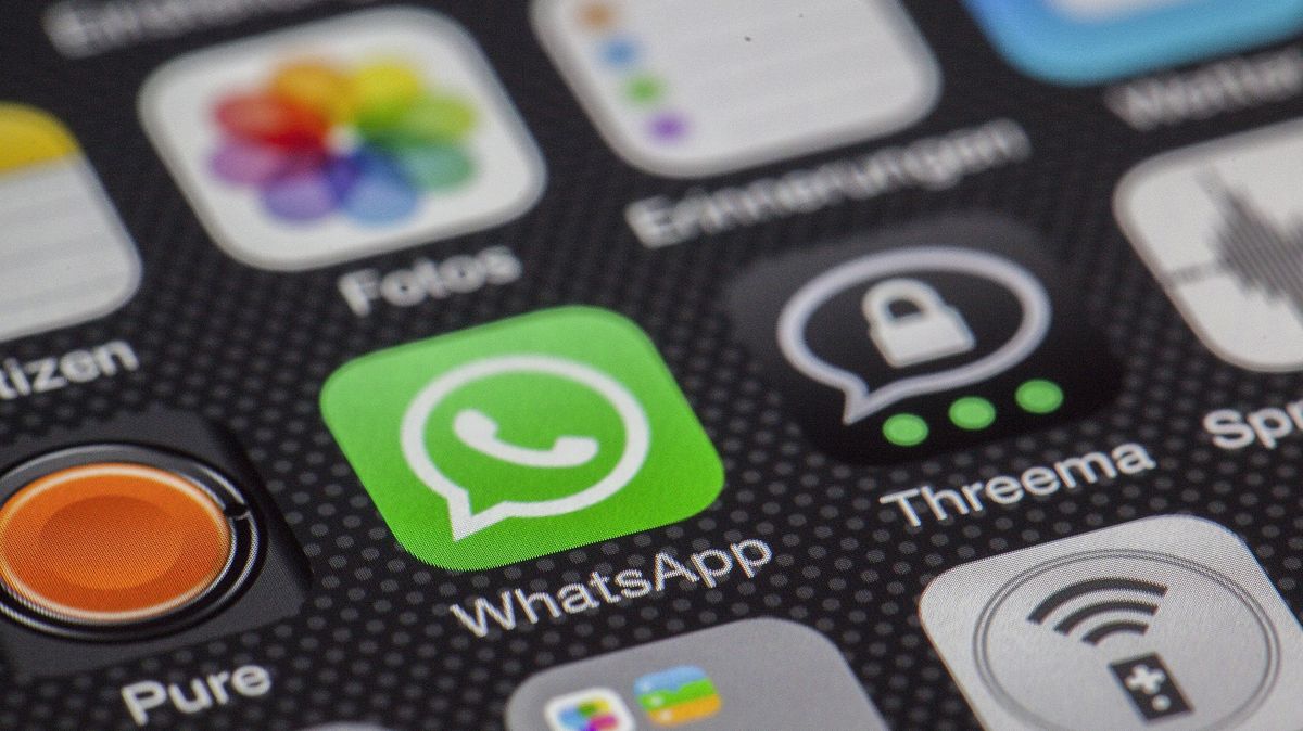 Nový podvod v Česku umožňuje získat přístup do WhatsAppu