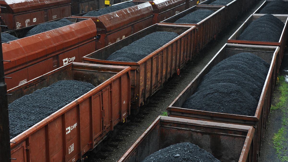 Zásoby uhlí, které se dá v Česku těžit, klesají. U černého ubyly za čtyři roky o polovinu