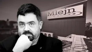 Dostal Reporyje Na Mapu Sveta Jak Doopravdy Pracuje Starosta Novotny Seznam Zpravy