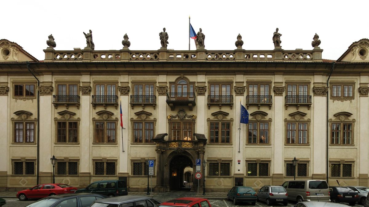 Kulturní odbory a organizace vyzvaly vládu ke stažení Státní kulturní politiky