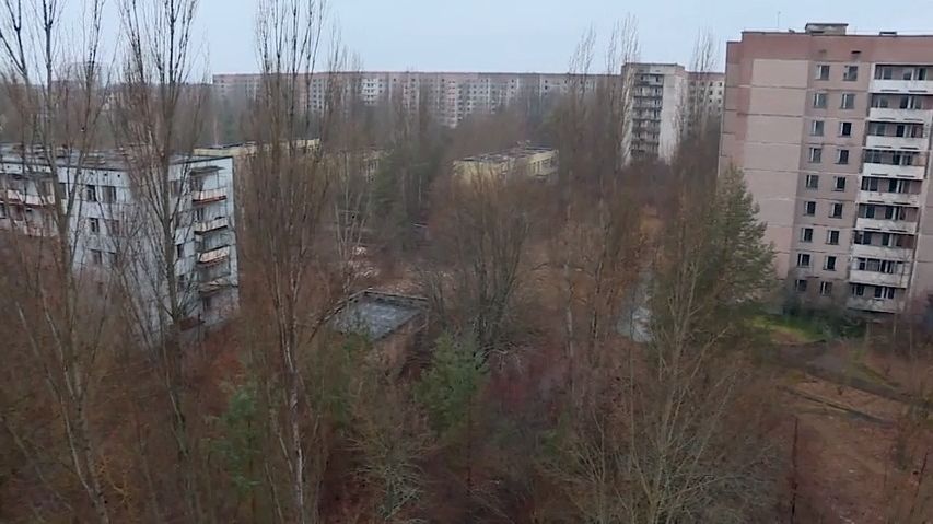 Opuštěná Pripjať i po 50 letech připomíná jadernou katastrofu v Černobylu