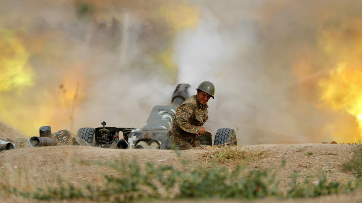 Zemřelo dalších 51 karabašských vojáků. Tamní prezident míří na frontu