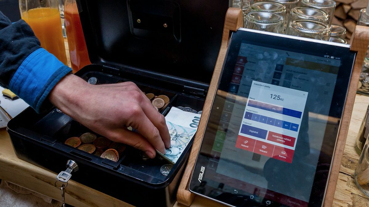 NKÚ: Zrušením EET stát ztratil nástroj pro cílené prověřování úniků