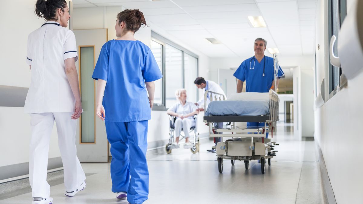 Češi nestačí, vypomohou Filipínci. Nemocnice trápí nedostatek zdravotníků