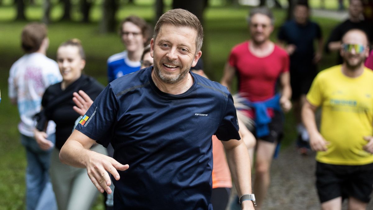 Kde jsou voliči? „Dobrá kampaň“ STAN zaplavila Česko, ale preference stojí