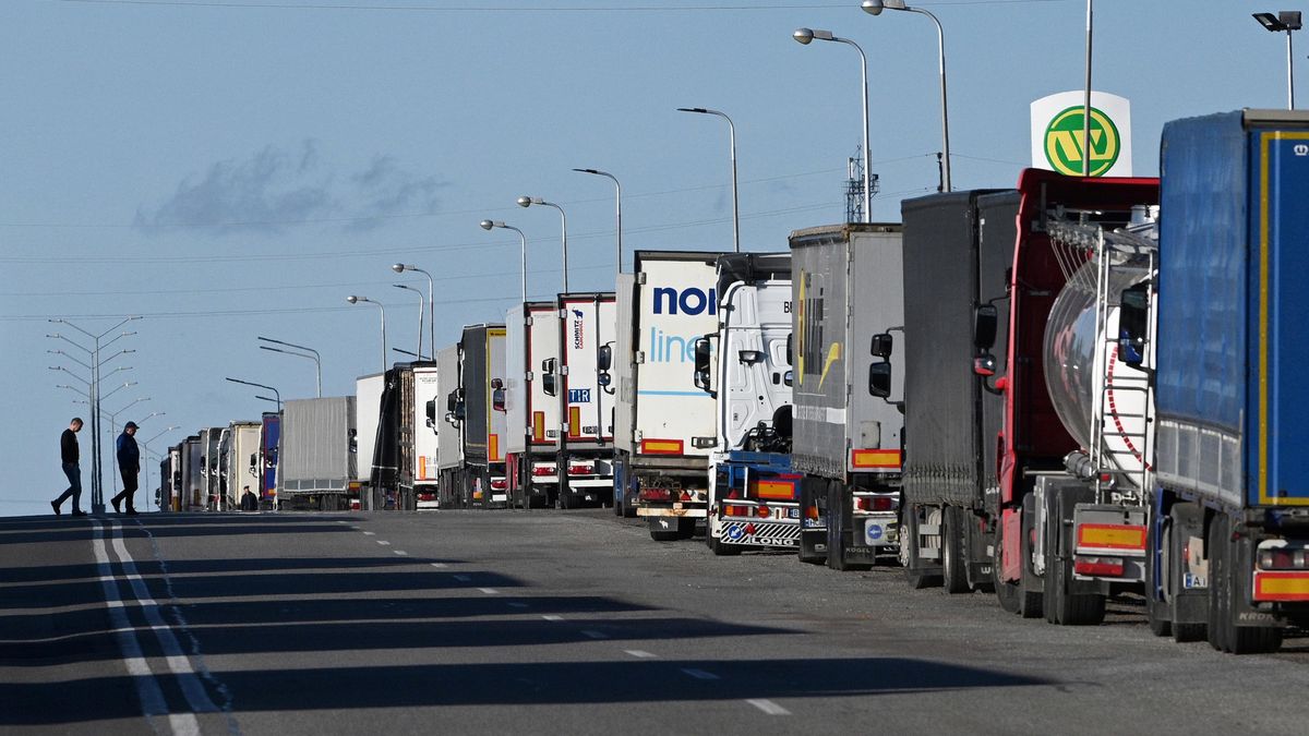 Někteří polští protestující autodopravci brali úplatky od Ukrajinců