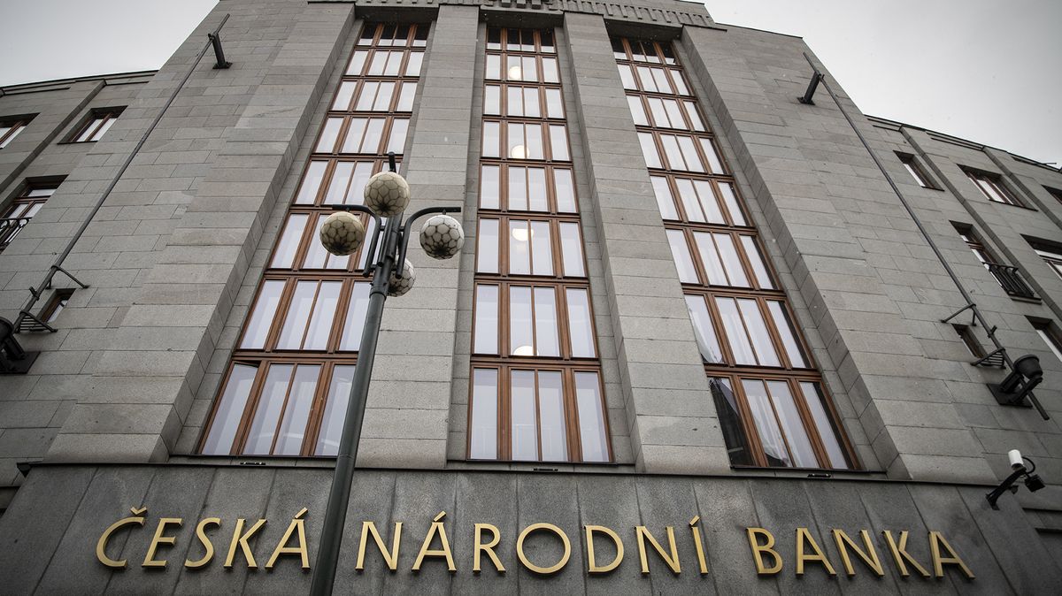 Bankám v Česku vylétly zisky o miliardy