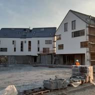 První domy v Oaks Prague mají za sebou kolaudaci.