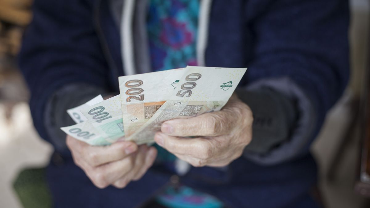 Dvě pětiny Čechů se těší na důchod. Až 890 tisíc seniorů přitom nežije důstojně