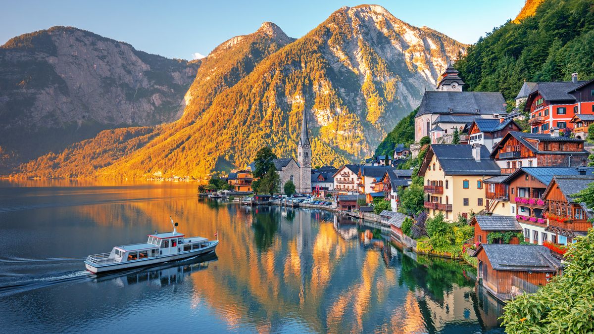 Hallstatt: Poznejte ikonické malebné městečko s nejstarším solným dolem světa