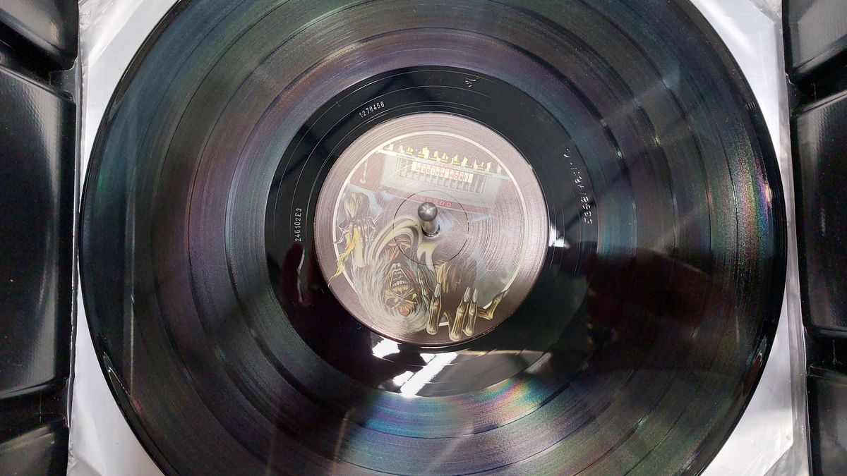 Světová jednička ve výrobě gramofonových desek vloni vyrobila 84 milionů kusů