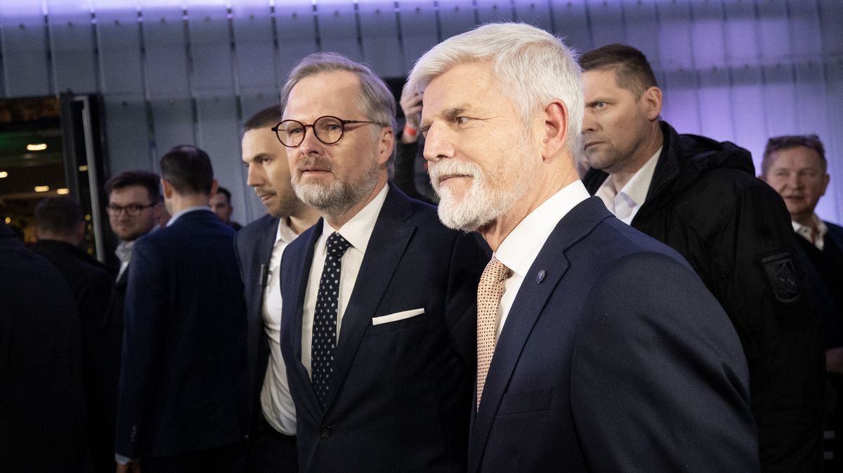Pavel se v pondělí sejde s Bartošem i Fialou, pak se rozhodne o dalším postupu