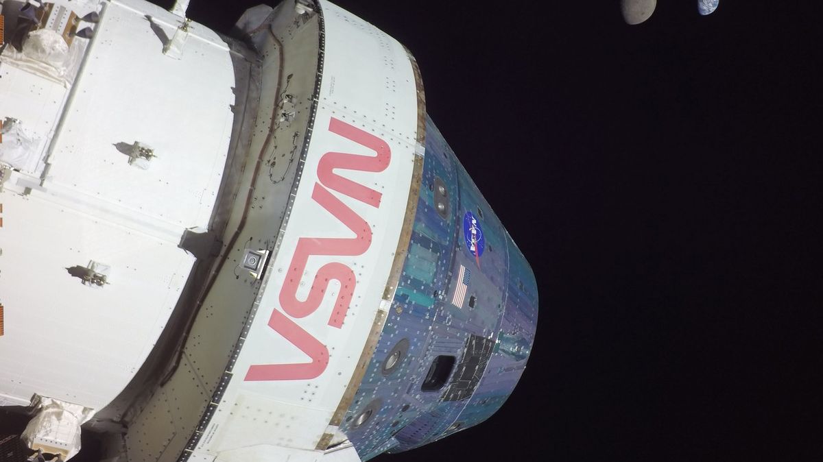 Kosmická loď Orion překonala historický rekord Apolla 13