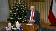 Komentář: Zeman na Vánoce kádruje spoluobčany jazykem à la Lukašenko
