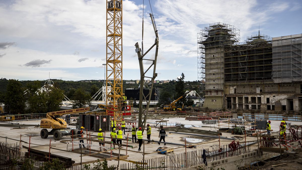 České stavebnictví se probouzí jen pomalu, říkají experti. Trh trápí nejistota