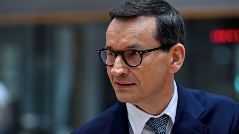 Disciplinární orgán PiS rozhodl o vyloučení 40 politiků kolem Morawieckého