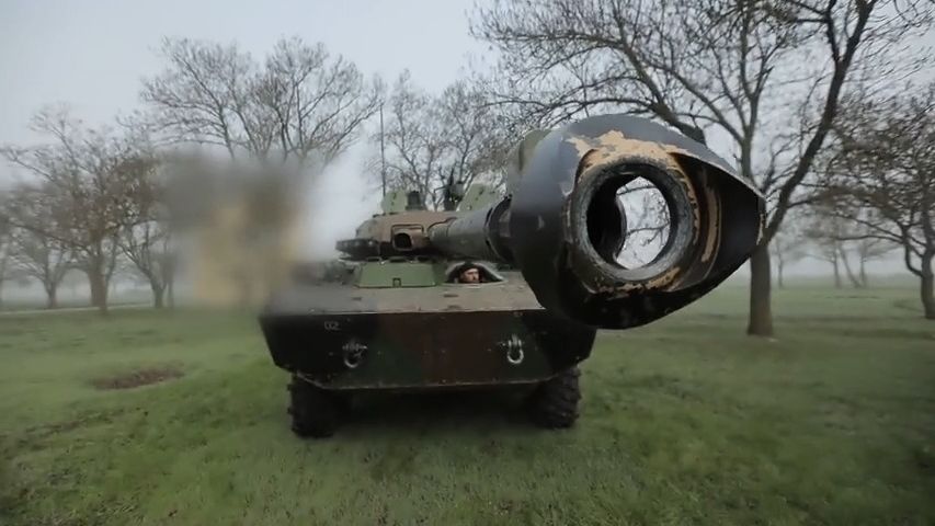 Vidéo: l’Ukraine montre un nouveau chasseur de chars – un fusil de sniper sur roues