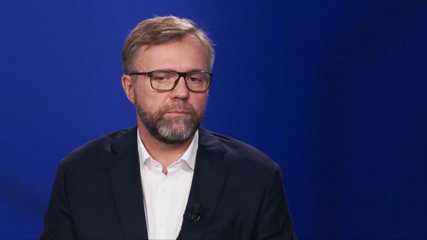 České banky vydělávají skoro nejvíce v EU. Češi dobře splácejí, říká šéf KB