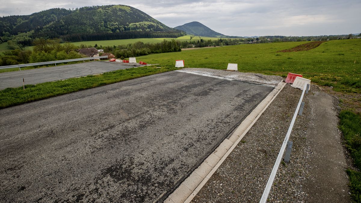 ŘSD zamítlo námitky Budimexu proti vyloučení z tendru na D11