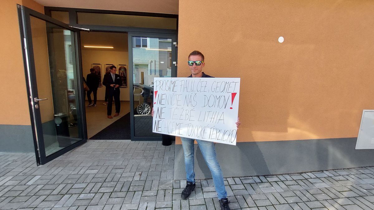 Starostové nechtějí závod na lithium. Alternativu jsme neřešili, slyšeli