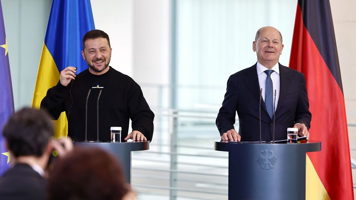 Jste naši skuteční přátelé a spojenci, vzkázal Zelenskyj v Berlíně