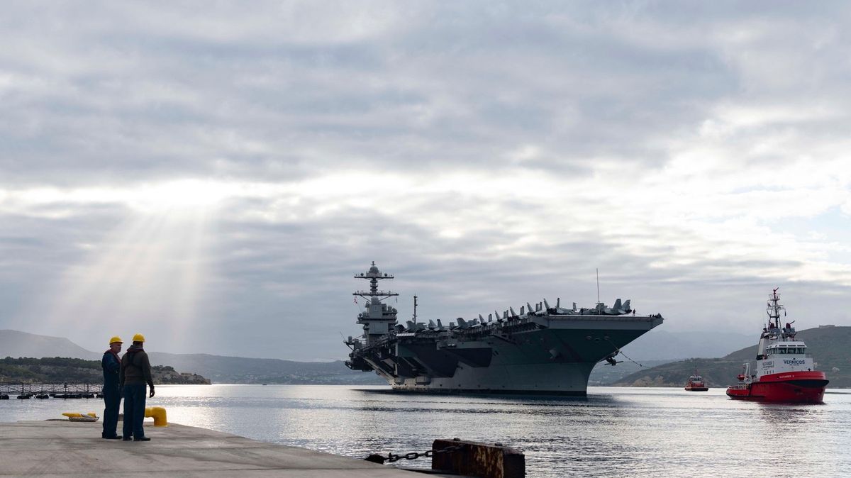 Letadlová loď USS Gerald R. Ford se z východního Středomoří vrátí do USA