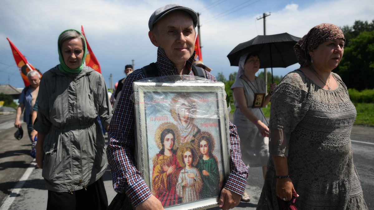 Rusové na periferii našli způsob, jak se odpoutat od krvavé války: Apatii