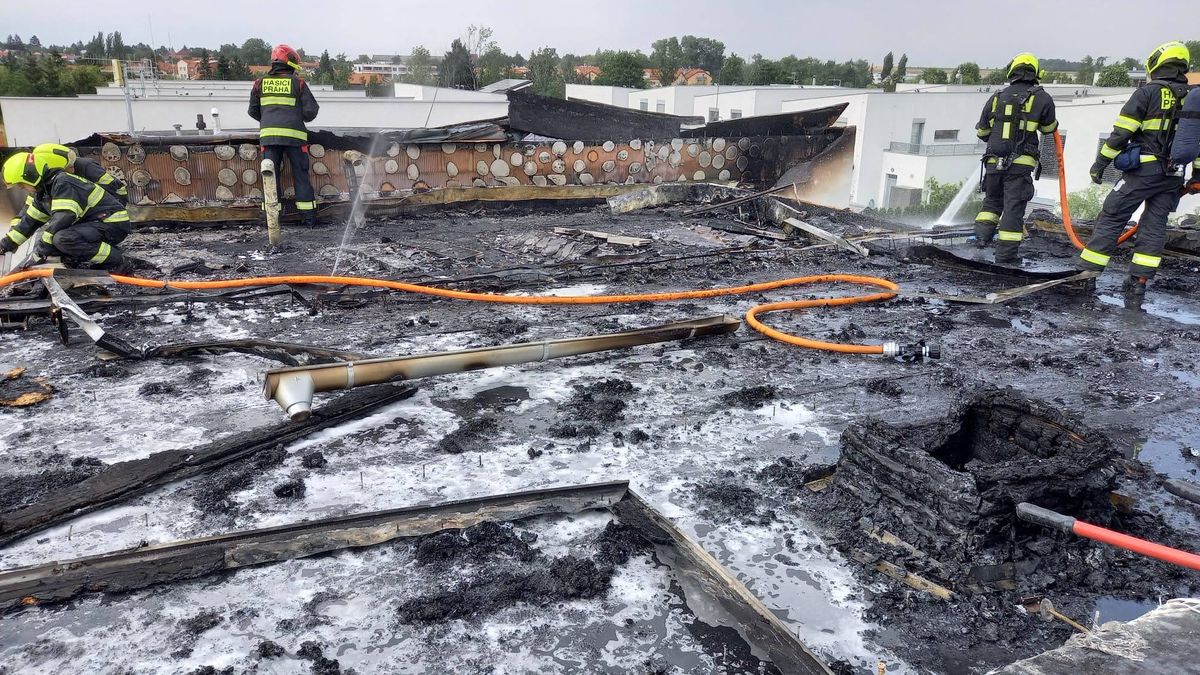 Fotovoltaika na střeše zvýší cenu domu. Spolu s tím ale roste i cena pojistky