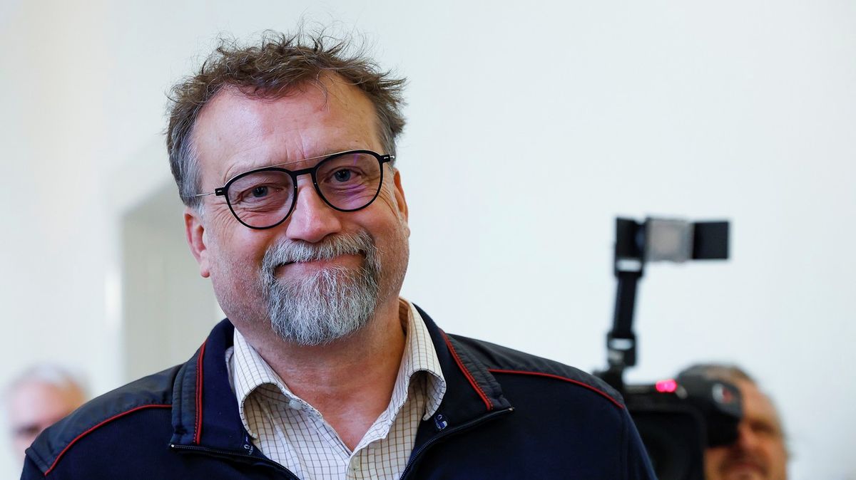 Podnikateli Čmejlovi propadl majetek za miliardy, úřady ho nedohledaly