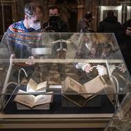 Nejstarší vystavený rukopis pochází z druhé poloviny 12. století. Vytvořena byla v benediktinském klášteře svatého Jiří na Pražském hradě.