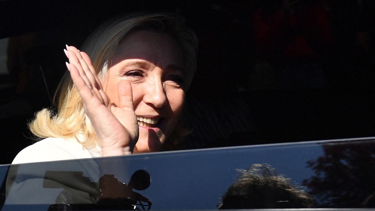 Le Penová zpronevěřila statisíce eur z unijních fondů, tvrdí OLAF