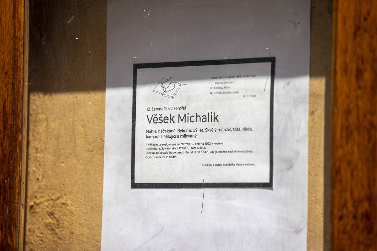 Věslav Michalik zemřel náhle na srdeční selhání během dovolené v Českém Švýcarsku.
