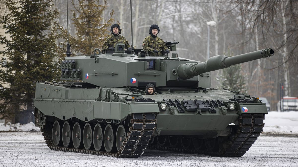 Do Česka dorazily dva tanky Leopard z Německa
