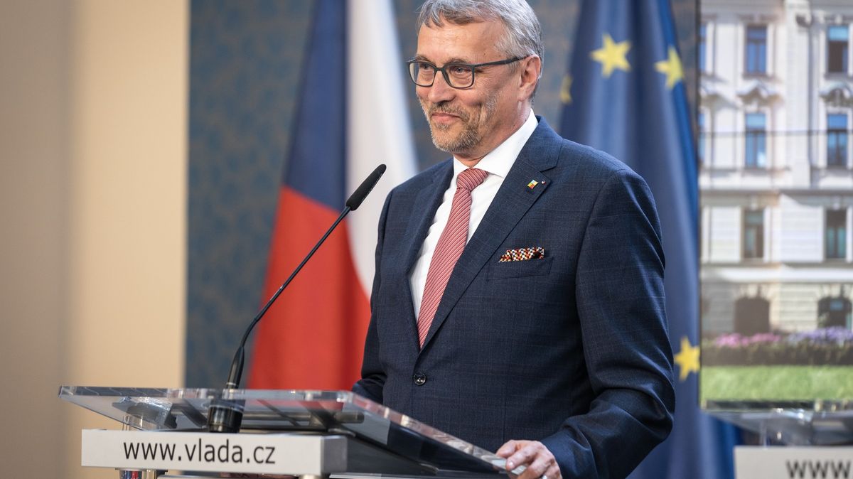 Putin si myslel, že nás rozebere a s každým udělá malý „deal“, říká Dvořák