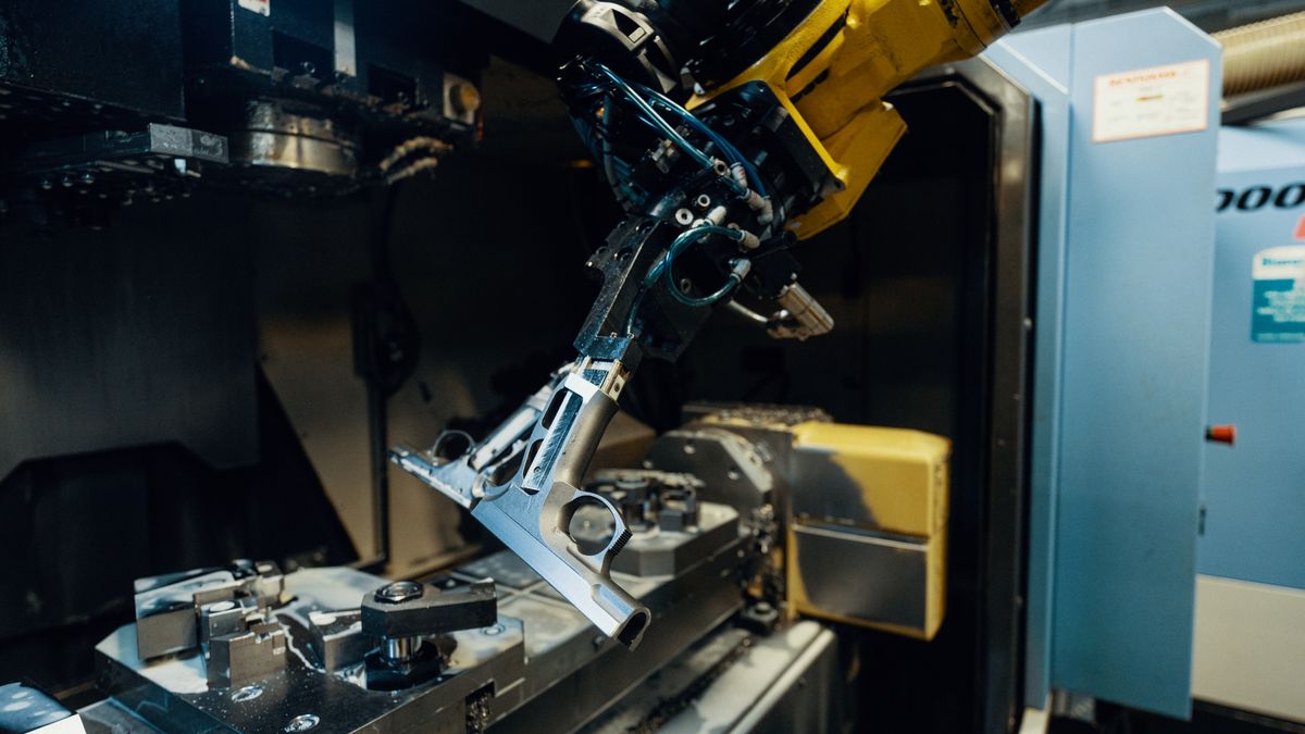 České zbrojovce loni meziročně vzrostl čistý zisk na miliardu, stouply i výnosy