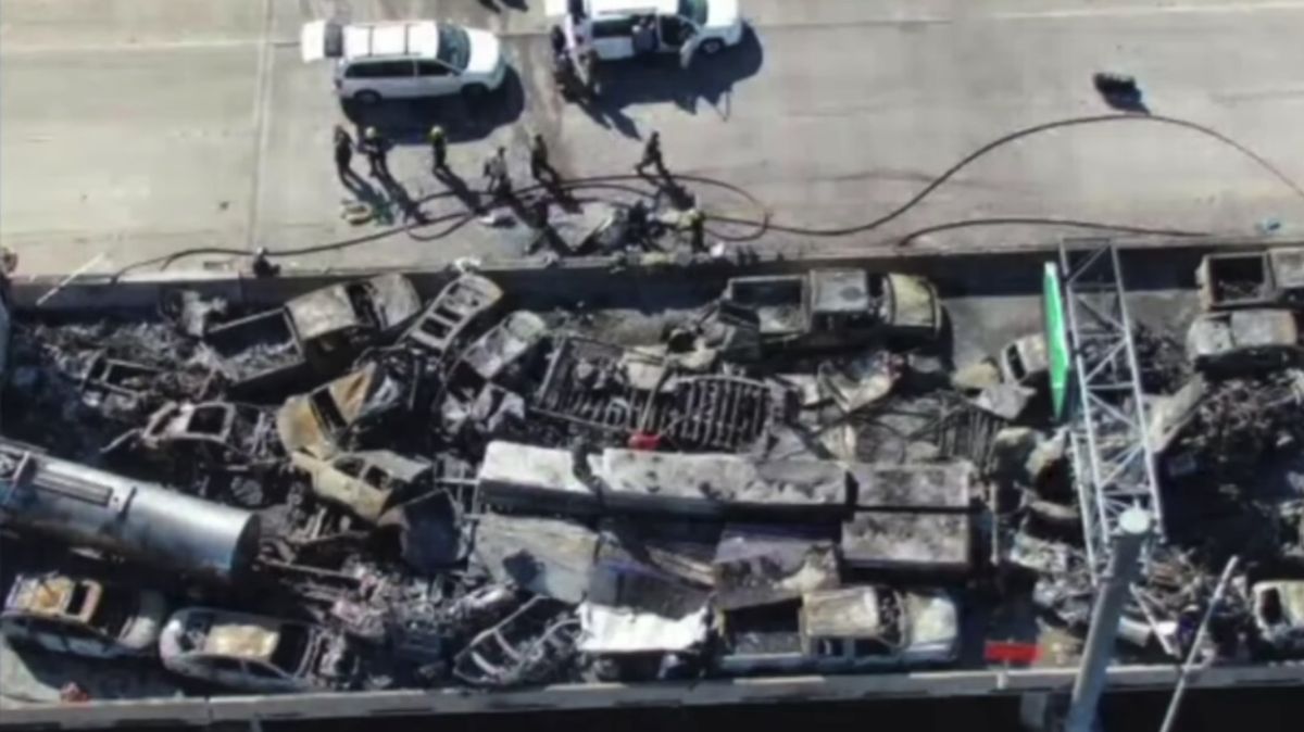 Video: „Supermlha“ způsobila na americké dálnici tragickou nehodu 158 aut
