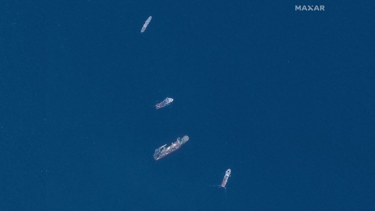 Záchranná akce v severním Atlantiku očima amerického satelitu