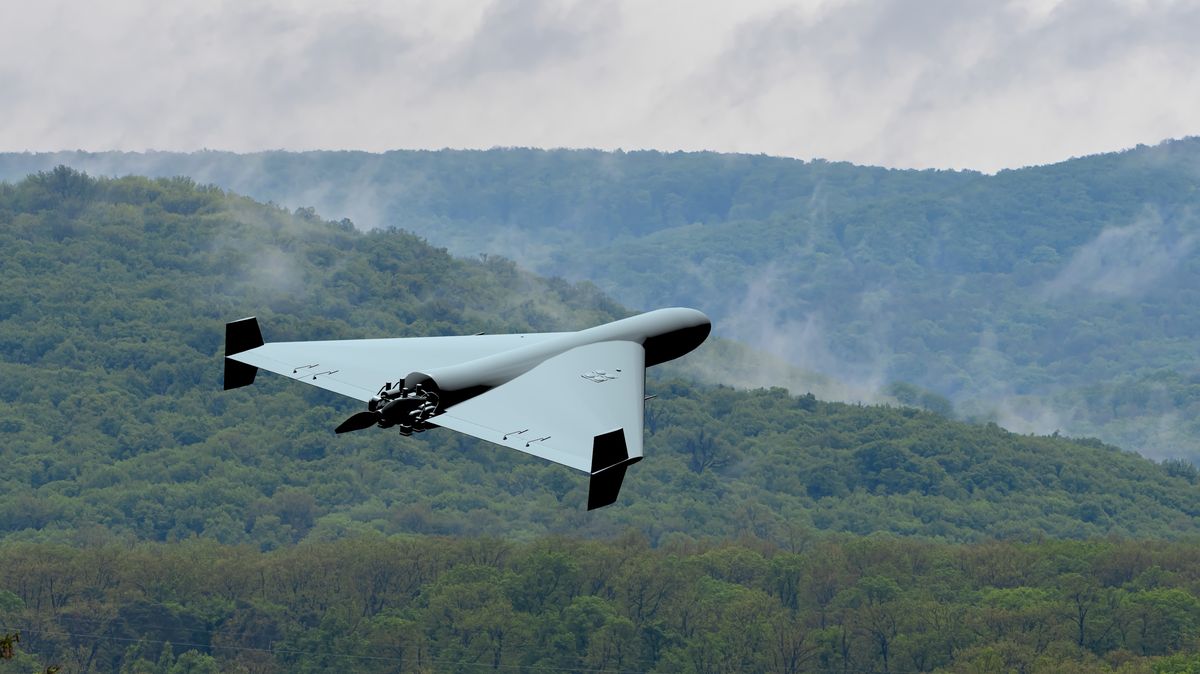 Útočící ruské drony zřejmě pronikly do rumunského vzdušného prostoru