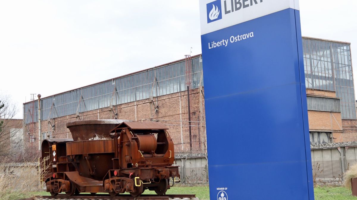 V kličkované před bankrotem pomáhali hutím Liberty také poradci