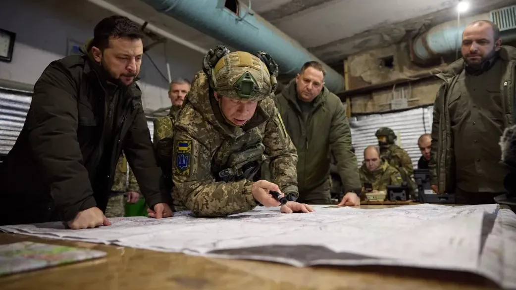 Le commandant de l’armée ukrainienne a invité des instructeurs militaires français en Ukraine