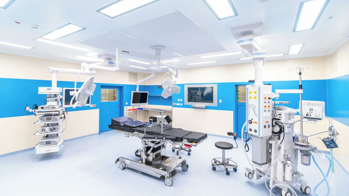 Miliardář Krsek prodal podíl ve valašském dodavateli operačních sálů