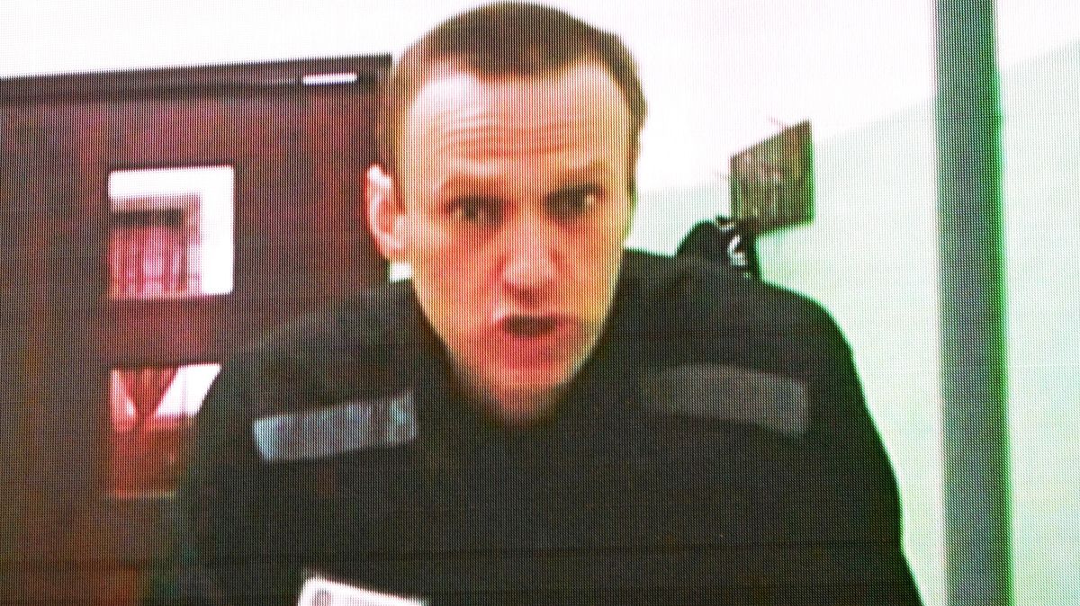 Navalnyj dostal dalších 19 let vězení. A dali mu najevo, že procesy nekončí